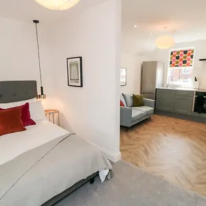 the-salthouse-apartment-3.yorkshirehotels.net/
