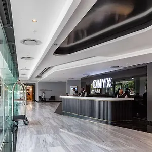 luxury-onyx-penthouse-with-sea-mountain-views-by-cticc.hotels-capetown.com/
